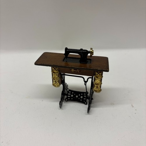 12th scale dolls - 1:12th,