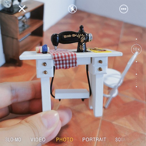 Scale dolls house - 1:12,