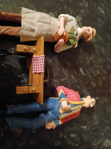 Selection broken doll - of,