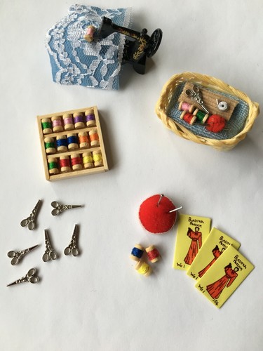 Dolls house - dolls,