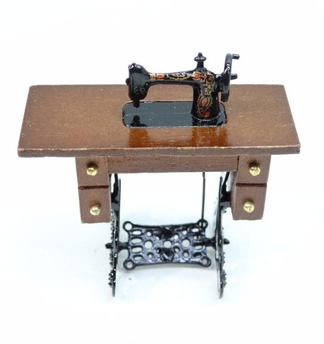 New scale dolls house - new,