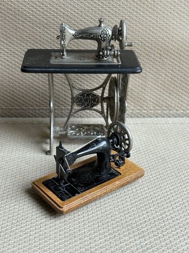 Dolls house miniatures - dolls,