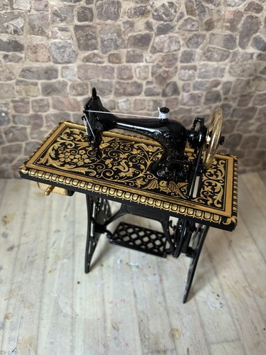 Dolls house scale - house,